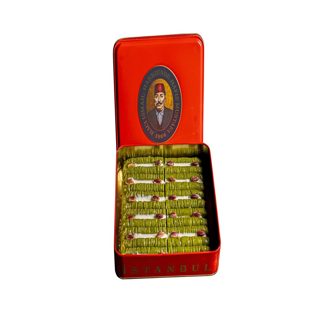 Hafiz Mustafa 1864 Istanbul Baklava Pastry Box - Baked Baklava Dessert Snacks Made from Fresh Phyllo Dough Sheets, Pistachio, Hazelnut, Walnut - Turkish Sweets Tray Gift Ideas for Birthday, Christmas