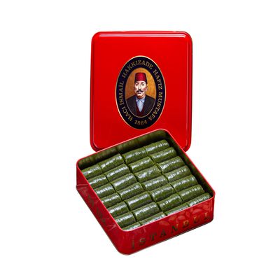 Hafiz Mustafa 1864 Istanbul Baklava Pastry Box - Baked Baklava Dessert Snacks Made from Fresh Phyllo Dough Sheets, Pistachio, Hazelnut, Walnut - Turkish Sweets Tray Gift Ideas for Birthday, Christmas