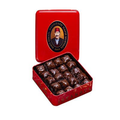 Hafiz Mustafa 1864 Istanbul Baklava Pastry Box - Baked Baklava Dessert Snacks Made from Fresh Phyllo Dough Sheets, Pistachio, Hazelnut, Walnut - Turkish Sweets Tray Gift Ideas for Birthday, Christmas