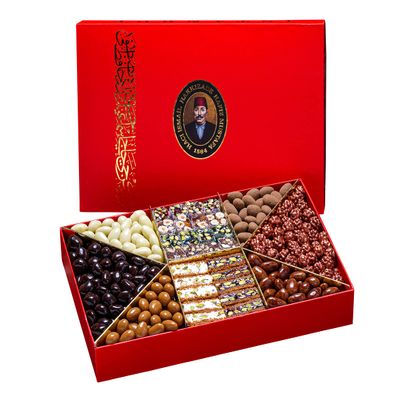 Hafiz Mustafa 1864 Istanbul, Turkish Delight, Dessert Snacks, Pistachio, Hazelnut, Walnut, Fig, Orange, Pomegranate, Kiwi, Honey, Milk, Coffee, Cinnamon, Coffee, Mixed Chocolate Dragee