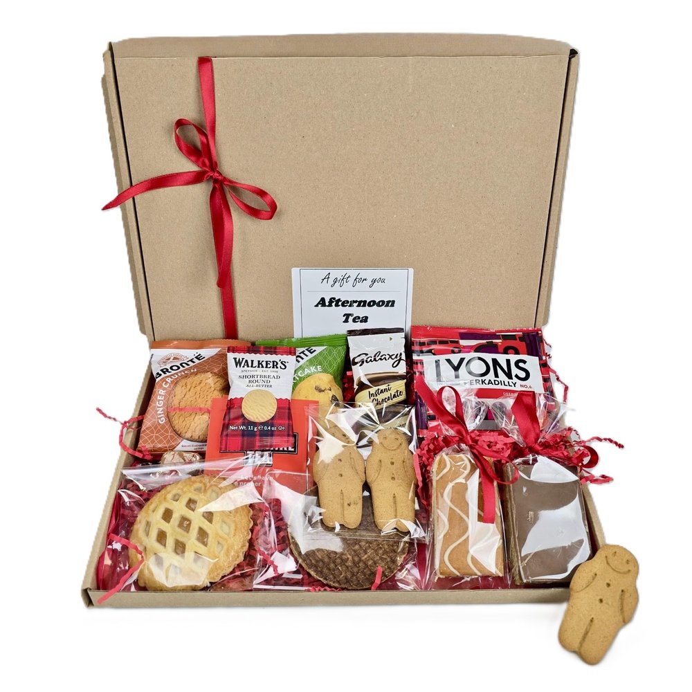 Luxury AFTERNOON TEA Gift Hamper - a fabulous selection of Fine Foods - Letter Box Friendly - Suitable for Vegetarian Diets Personalised