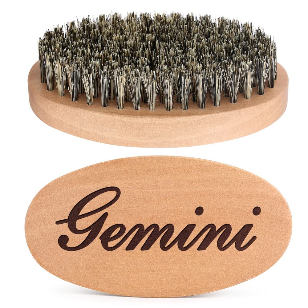 Personalised Boar Bristle Beard Brush for Men, Engraved Name Wooden Beard Brush for Bearded Dad Husband Boyfriend, Personalised Gifts for Father's day, Valentine's Day, Birthday
