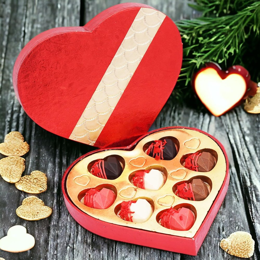 Jaiccha Ghasitaram Valentines Gift for Girlfriend/Boyfriend/Husband and Wife Red and Assorted Hearts Box 10 GMS Each