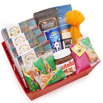 Pink Hamper Basket of 16 Goodies