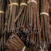 100 GRAM VANILLA PODS MADAGASCAR PREMIUM Black and Brown view 4
