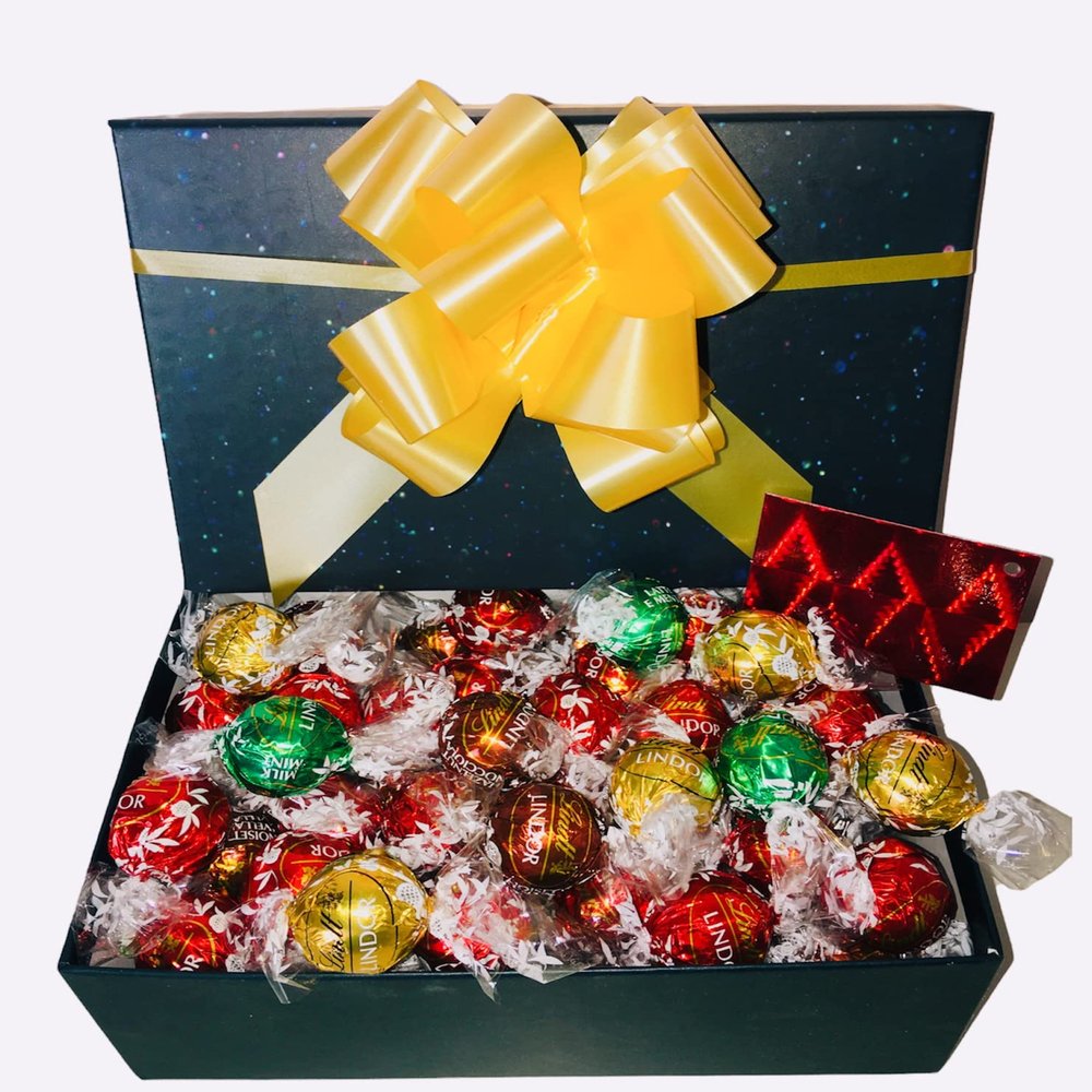 Chocolate Gift Box Hamper Ferre Rocher Lind Lindor birthday Present Bouquet Lindor Hamper Birthday wedding (Small)