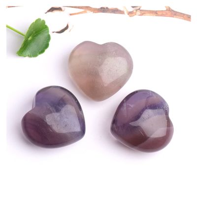 Kigauru Natural crystal rough Jade Heart Shaped Stone Mini Crystal Polished Healing Decoration Aling Gems DIY Couples Souvenir Gifts (Color : Colored fluorite, Size : 1pc)