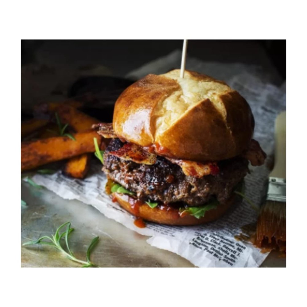 Frozen 8 Marrow Dry-Aged Steak Burgers 1.2kg | Premium Beef Burger Patties | Rich Flavour & Juicy Texture | Ideal for Grilling & BBQ