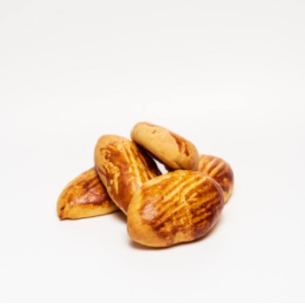 Frozen Zeytinli Poaa Turkish Pastry with Olives 5 Pieces x 5 Pack (25 Pieces Total) | Traditional Soft Savoury Bakery Pastry | Oven Ready from Frozen