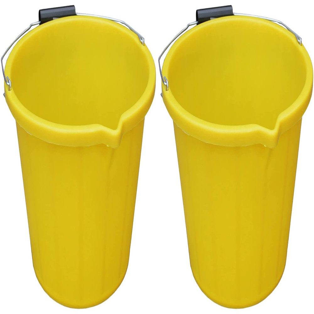 (  ) 14L Litre Strong Plastic Builders Bucket 3 Gallon Storage Construction Bucket With Metal Handle & Spout For Cleaning Animal Feed Mixing Home & Garden (Made in UK) (Yellow)