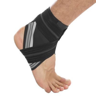 1Pcs Gym Ankle Support Brace Sports Foot Protect Adjustable Strap Pad Football Cycling Sports Sock Weight Wraps Protector,Gray Left,M