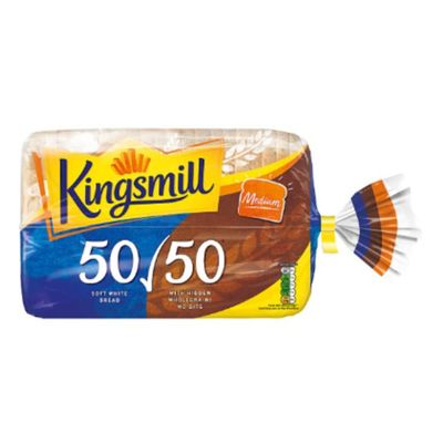 Kingsmill 50/50 Medium Bread 800g x Case of 10 | Half White & Half Wholemeal | Soft Sliced Loaf | Source of Fibre | Suitable for Freezing