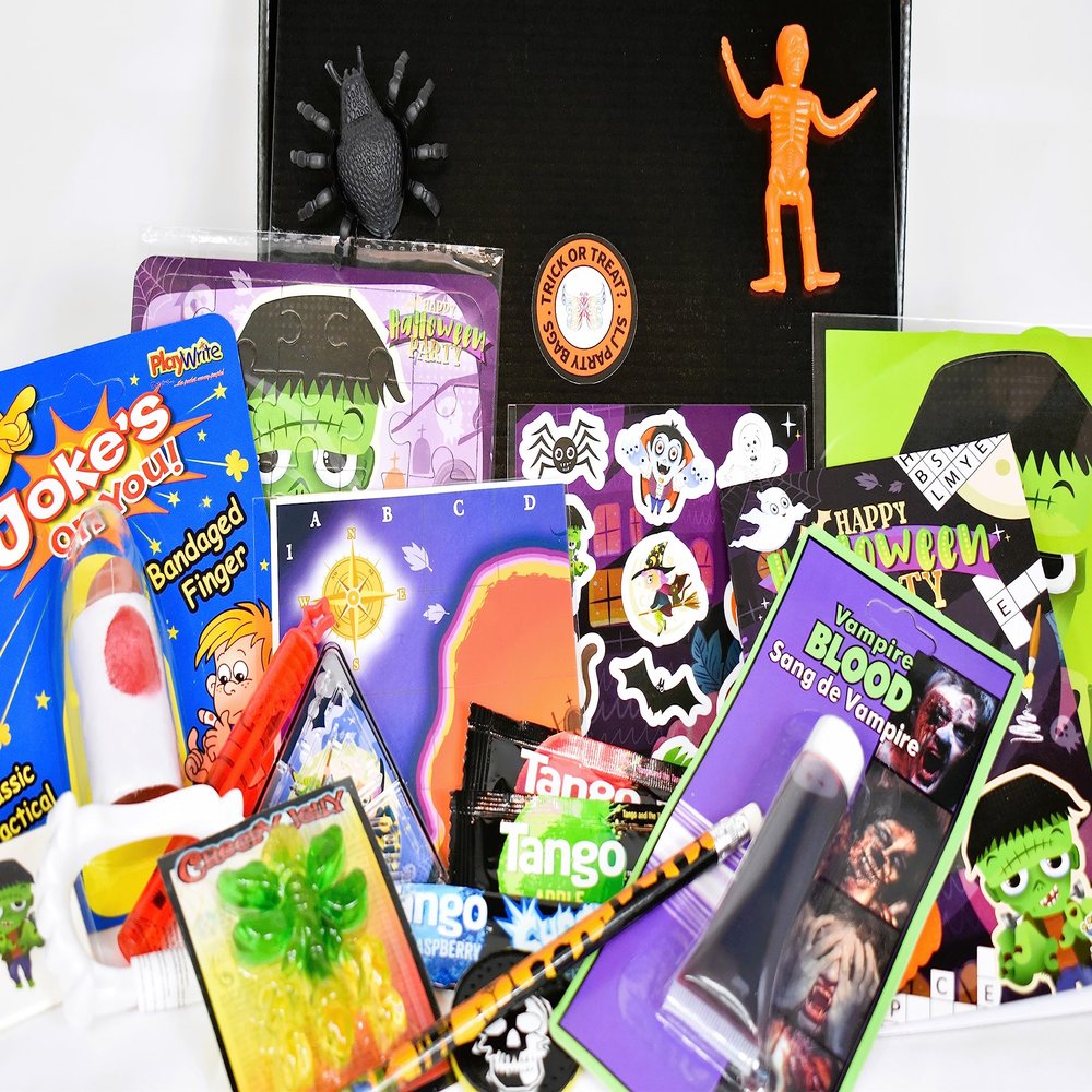 Classic Retro Halloween 'Trick or Treat?' Sweets and Treats Mini Letter Box Treat Gift Box - Filled with Sweet Classics and Halloween Themed Pocket Money Toys (fake blood, tattoo's and much more)