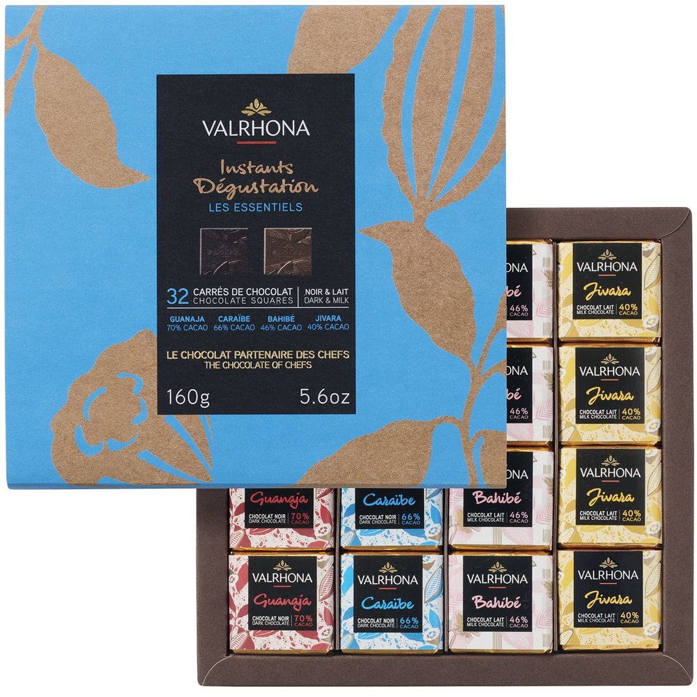 32 Dark & Milk Chocolate squares Gift Box 5.6 (Pack of 1)