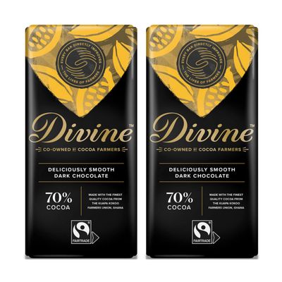 2x Divine 70% Deliciously Smooth Dark Chocolate Bar | Christmas Gifts | Christmas Chocolate | Stocking Fillers | Christmas Gifts For Women | Gifts For Men | Vegetarians | 90g