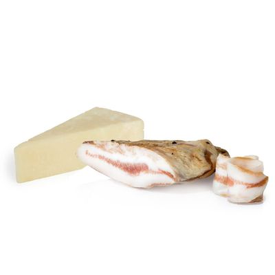 Convenient Mix Roman Tasting Salumi Pasini | Traditional Italian products | Guanciale slice vacuum-packed 250g and Pecorino Romano DOP 300g
