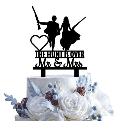 The Hunt Is Over Wedding Cake Topper: Groom & Bride With Rifle - Mr. & Mrs. Wedding Cake Topper