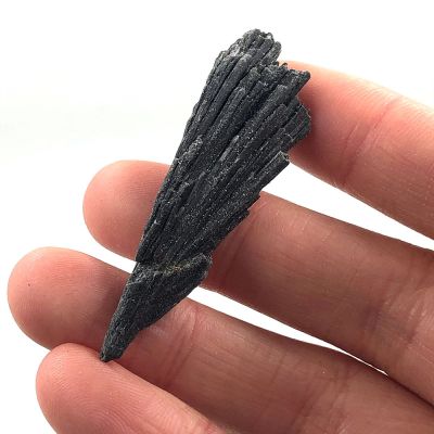 1pc Random Natural Black Tourmaline Fan Shape Crystal Quartz Cluster Mineral Specimen Stone Decoration DIY,Black,1pc 5-10g Random