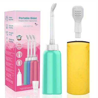 Wolfbeam Portable Hand-held Vulva and Anus Cleaner and Personal Health Vaginal Washing Container, Travel Urinal Spray Scrubber for Personal Hygiene (Green, 450)