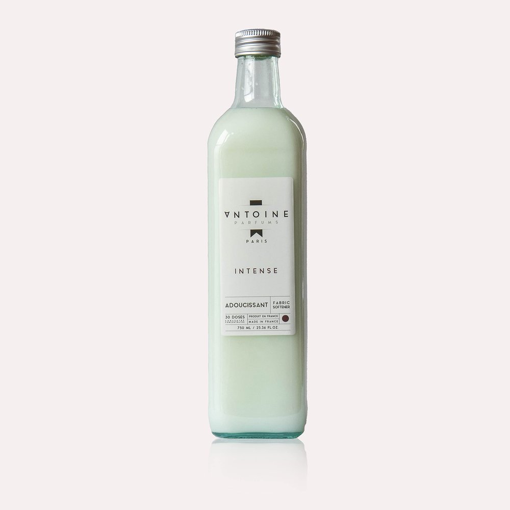 ANTOINE Fabric Softener "INTENSE" 750 ml The scent of "INTENSE" is marked by masculinity. The combination is created for men, but it will also be perfect for women who like special, strong scents.