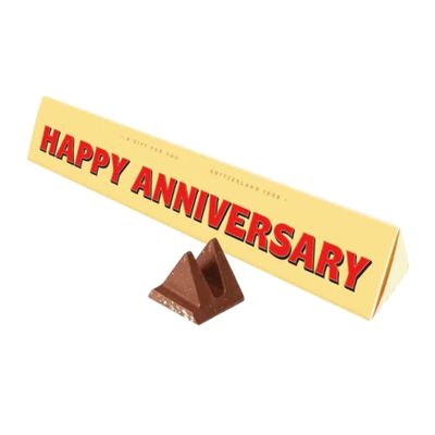 Personalised Happy Anniversary Milk Chocolate Toblerrone With Honey Almond Nougat 100g || Delicious Toblerrone chocolate, with an adorable Happy Anniversary Message
