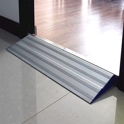 2/4/6cm Door Threshold Ramp, Portable Aluminium Alloy Entry Ramp Mat, Driveway Curb Ramp, for Wheelchairs, Mobility Scooters, Strollers Carriages, Adjustable Wheelchair Ramp, 400kg Capacity