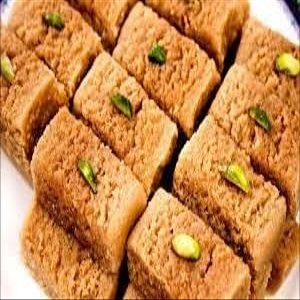 Delicious Indian Traditional Sweets Best Gift For All Occasions Raksha Bandhan,Marriage, Diwali, Holi, Ganesh Chaturthi Festival Treat For Family & Friends (Milk Cake)