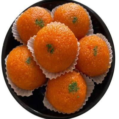 2 Different Types Of Delicious Indian Traditional Sweets For Raksha Bandhan,Marriage,Diwali,Holi,Ganesh Chaturthi Festival Treat For Family & Friends (2  375g Each) (Motichoor Laddu & Besan Ladoo)