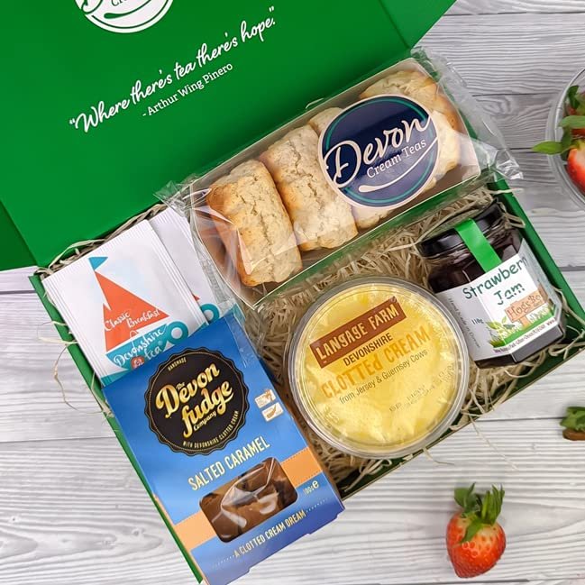 Devon Cream Tea Hamper with Fudge | 4 Scones, Jam, Clotted Cream Tea & Fudge| Food Hampers for Women & Men, Fathers Day, Birthday, Anniversary