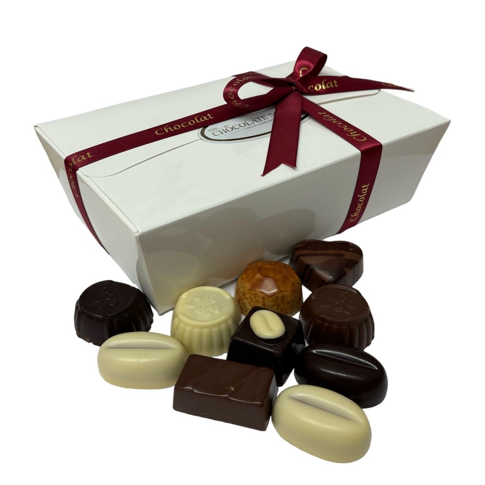 Klingele No Added Sugar Belgian Chocolate in White Box 415g - 36-37 individual chocolates | Ideal for Diabetics and The Health Conscious Sweetened with Maltitol