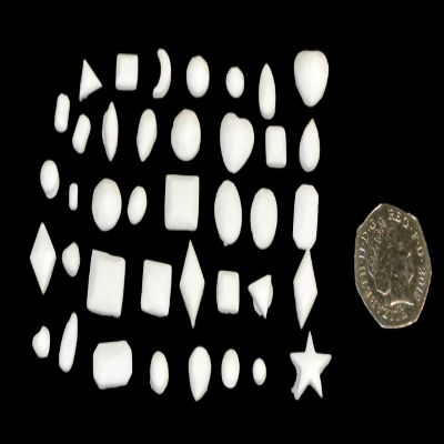 100 x edible 3D diamonds jewels rubiy, icing toppers, cake cupcakes decorations (Shimmer Pink)