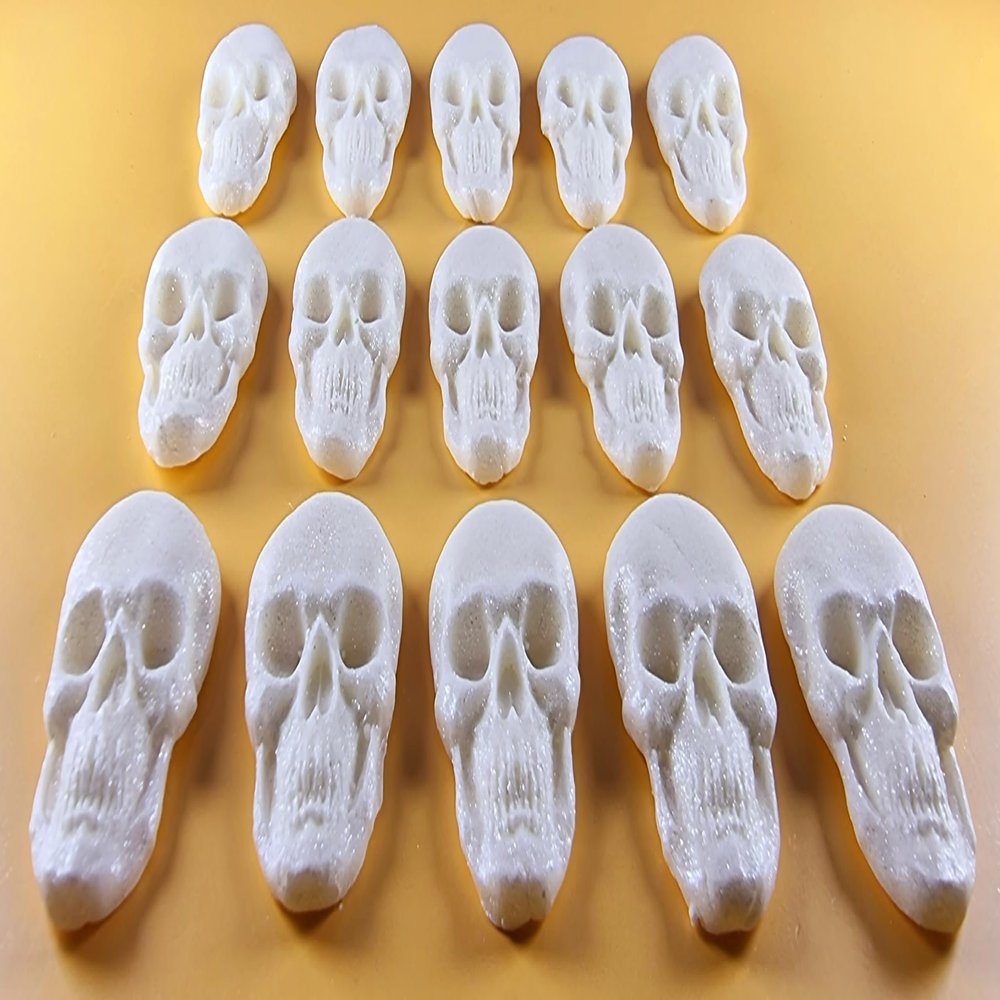 15 x Edible 3D Skulls, Skull icing toppers, cake cupcakes decorations T040 (Ice White)