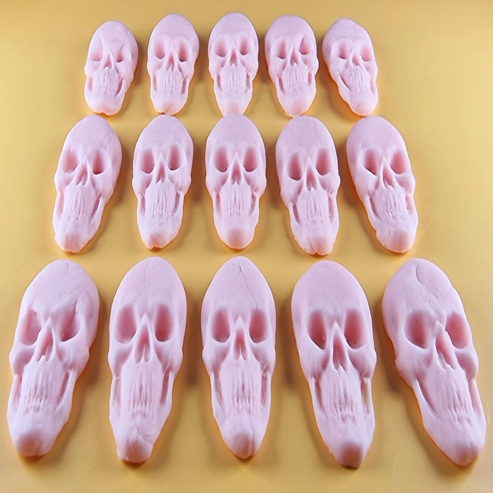 15 x Edible 3D Skulls, Skull icing toppers, cake cupcakes decorations T040 (Baby Pink)