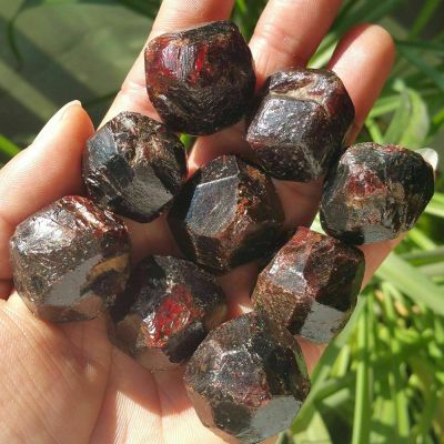 100g Natural Original Red Garnet Crystal Gemstone Rough Stone Mineral Specimen Healing Quartz,100g