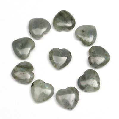 HXSCOO 10pc/set Natural Heart Shaped Crystal Stone Mini 2cm Ornament Reiki Rose Quartz 7 Chakra Energy Healing Home Decor (Color : Labradorite, Size : 10 Pieces)