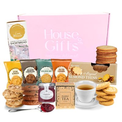Afternoon Tea Hamper with Biscuits Gift Set For Women | Including Luxury Shortbread, Biscuits With Tea & Jam and lots more! | Gift for Mums & Dads, Grandpa or Grandma