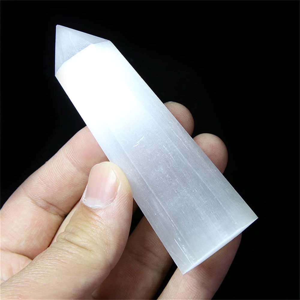 FACSER 1PC Natural Selenite Quartz Obelisk Crystal Wand Point Reiki Home Decoration (Size : 8-9cm)