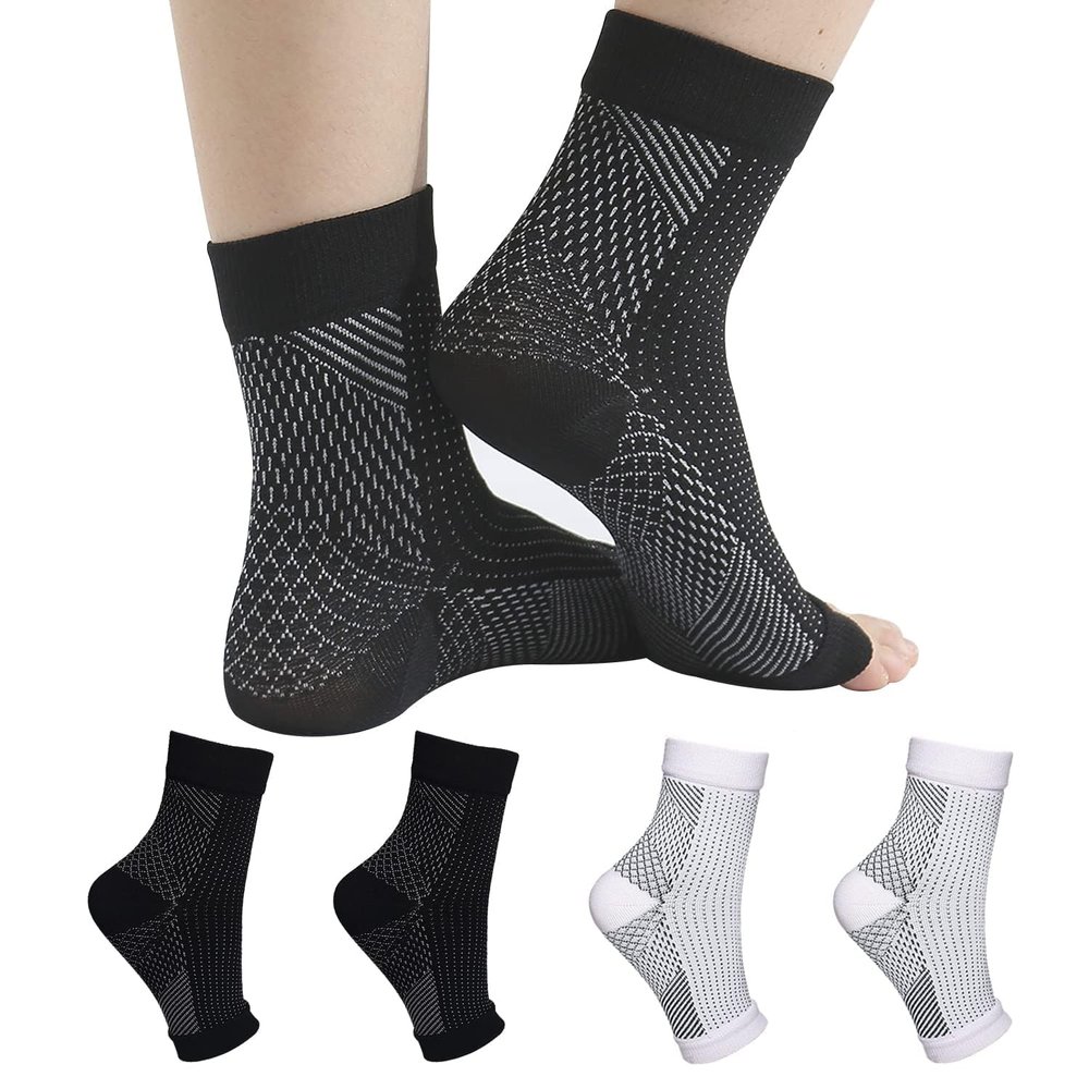 GINGER TECH 4 Pairs Plantar Fasciitis Socks Neuropathy Socks for Pain Relief, Sprained Ankle Anti-Slip Comfortable Compression Socks for Ligament Damage Neuro Socks for Women & Men (S/M, Black+White)