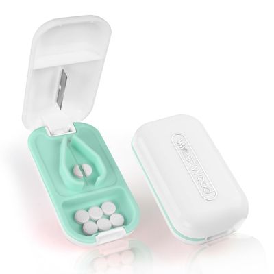 ACWOO Small Pill Tablet Cutter, Portable Pill Splitter for Small and Large Pills Cut in Half Quarter, Cutting & Storage 2 in 1 Tablet Pill Dispenser per Elderly, Child, Dog, Cat, Pet, Travel (White)
