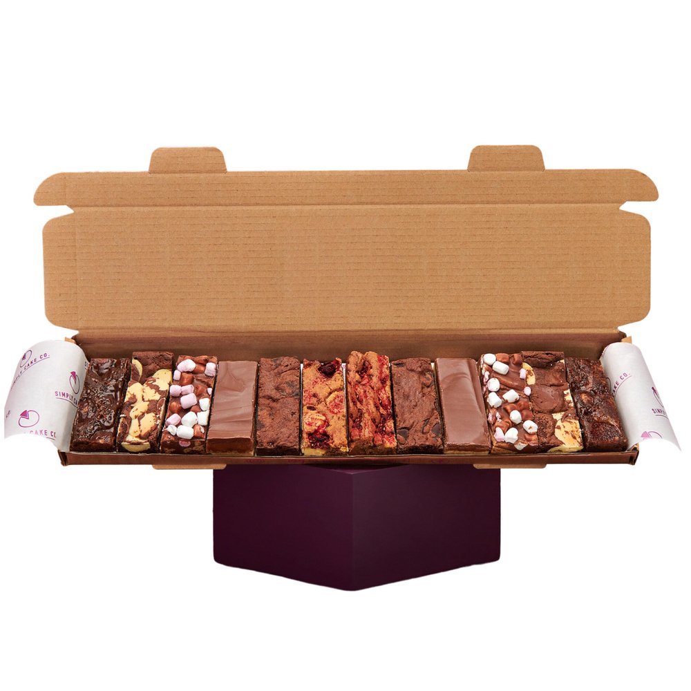 Simply Cake Co. - Favourites Mix (No Nuts) - 12 Piece - Delicious Selection - Homemade Brownies, Millionaire's Shortbread & Rocky Road - Gooey & Indulgent - Luxury Treats - Flavourful