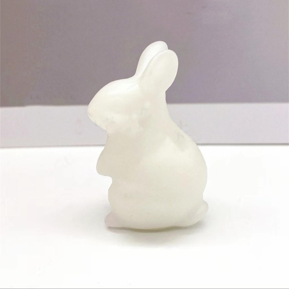 1PC Many Kinds Cute Elf Rabbit Natural Crystal Quartz Rocks Mineral Stone Carving Quartz Crystals,White Jade