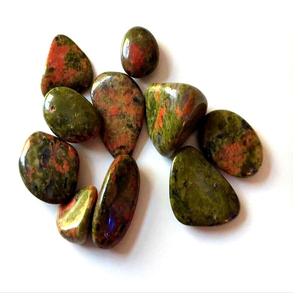 10 x Very Small UNAKITE TUMBLESTONES 0.7 to 2.1 cms Across 18.36 GMS