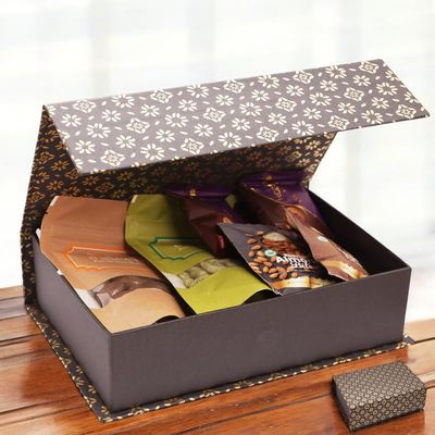 Ghasitaram Gifts Jaiccha Black Gift Box with Bites and Cookies |Gift for Diwali,Holi,Rakhi,Valentine,Christmas,Birthday,Anniversary,Her,Him|