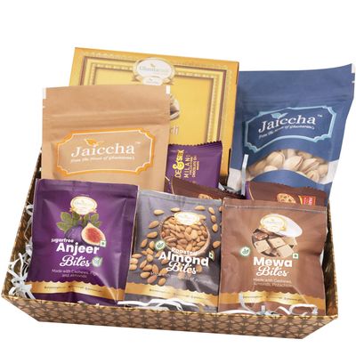 Ghasitaram Gifts Jaiccha Brown Medium Tray of 9 Goodies with Soan papdi |Gift for Diwali,Holi,Rakhi,Valentine,Christmas,Birthday,Anniversary,Her,Him|