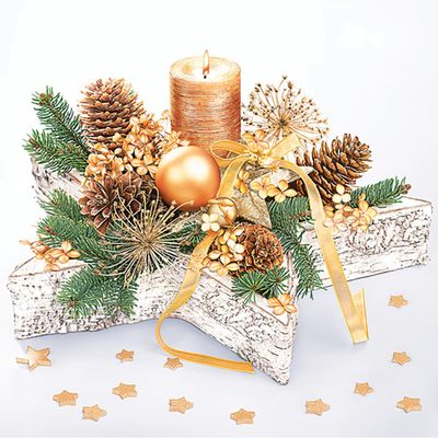 3-Ply Maki Xmas Decoupage Tissue Paper Napkins Decorative Christmas Serviettes 33cm x 33cm - Pack of 20 (Golden Decor on Wooden Star),(SLGW)