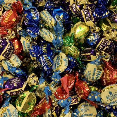Walker's Nonsuch Assorted Toffees & Eclairs LARGE RETAIL Sweet Shop Jar by The Gourmet Sweet Company