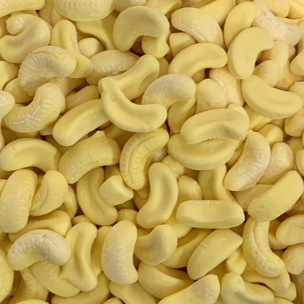 Bananas LARGE RETAIL Sweet Shop Jar by The Gourmet Sweet Company