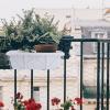 Over Rail Planter Holder Hanging Shelf Basket Balcony Hanging Flower Box Rack Railing Planter Pots Iron Metal Plant Stand Flower Pot Holder for Patio Porch Windows Hanging Plant Stand (Color : White view 2