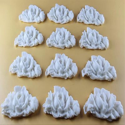 12 x Edible 3D Rose Bunch Flowers Roses icing toppers, cake cupcakes decorations T080 (White)