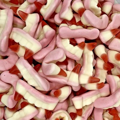 Halloween Pick and Mix Candy Jelly Sweet Mix Jelly Brains,Worms,Pumpkins,Skulls,Bones,Eyeballs (Teeth Fangs, 200g)